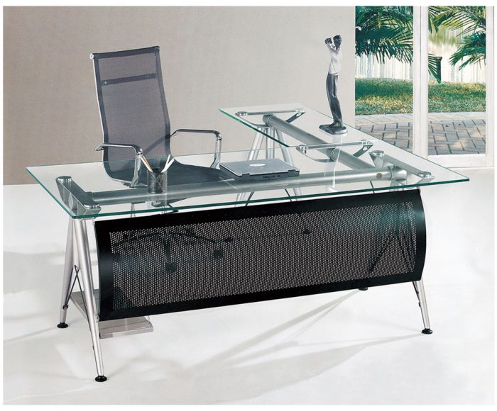 glass shelves dubai by INFOCUS Glass & Aluminum Works