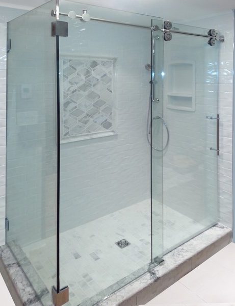 dragon mart shower screen by INFOCUS Glass & Aluminum Works