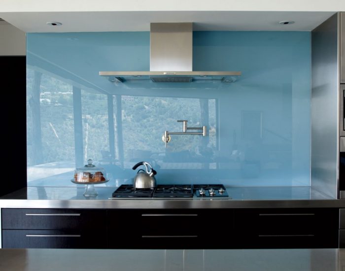 kitchen backsplash dubai by INFOCUS Glass & Aluminum Works